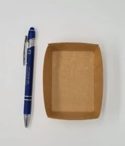 Merkloos A7 Bakje Karton 50st -Klein: 85x60x30mm - Klein Frietbakje - Snackbakje - Kartonnen Bakje - Milieuvriendelijk - Duurzaam - Friet - Patat 7 Merkloos A7 Bakje Karton 50st -Klein: 85x60x30mm - Klein Frietbakje - Snackbakje - Kartonnen Bakje - Milieuvriendelijk - Duurzaam - Friet - Patat -Skimask 1029x1200 7