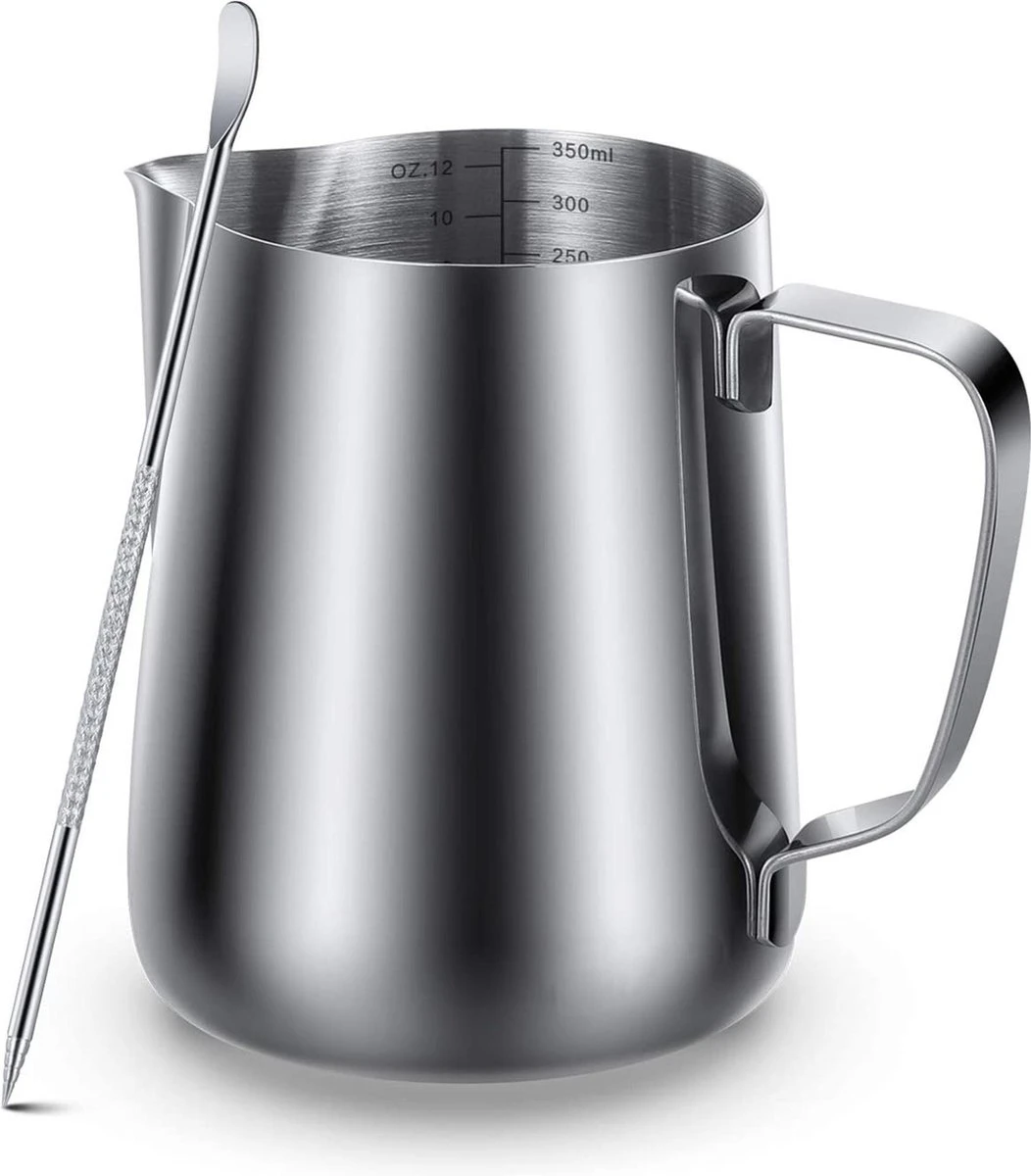Qualitá® Melkkan Met Art Pen - Barista Melkkannetje - 350 ML - Melkopschuimkannen 3 Qualitá® Melkkan Met Art Pen - Barista Melkkannetje - 350 ML - Melkopschuimkannen