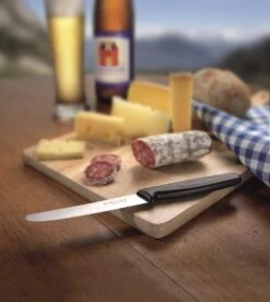 Victorinox Swiss Classic Tafelmessenset - 11cm - 3-delig - Zwart - Gekarteld - RVS En Kunststof 10 Victorinox Swiss Classic Tafelmessenset - 11cm - 3-delig - Zwart - Gekarteld - RVS En Kunststof -Skimask 1075x1200 3