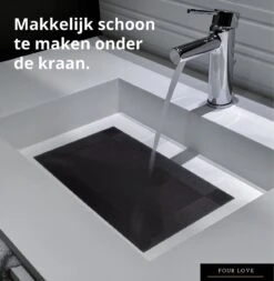 Four Love Placemats Kunststof - Kleur Zwart - Set Van 6 Stuks - Anti Slip Tafelbeschermer - Tafeldecoratie - Housewarming Cadeau - 45 X 30 Cm 13 Four Love Placemats Kunststof - Kleur Zwart - Set Van 6 Stuks - Anti Slip Tafelbeschermer - Tafeldecoratie - Housewarming Cadeau - 45 X 30 Cm -Skimask 1172x1200 15