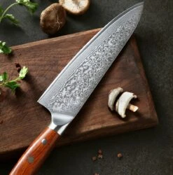 Damascus Koksmes (67 Lagen) | Xinzuo B13R Yu | Luxe & Professioneel | Vlijmscherp Damascus Staal | 34 Cm Keukenmes Met Rozenhouten Handvat -Skimask 1187x1200