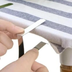 Merkloos 4 Stuks - Tafelklemmen - RVS - Tafelkleedklemmen - Stevige Klemmen - Klemmen Voor Tafelkleed - Vastmaken Van Tafelkleed - Antiwind -Skimask 1198x1200 70