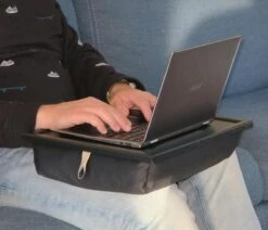 Andrews Laptray, Schoottafel, Schootkussen, Laptoptafel, Dienblad Met Kussen Effen Zwart -Skimask 1200x1032 9