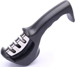 Merkloos Hoogwaardige Messenslijper - Doortrekslijper - Zwart - Anti Slip - Messen Slijper - Slijpen - Mes - Messenslijpers - Professionele Slijper - 3 Standen - Ergonomisch - Messen - Scharen Slijper 32 Merkloos Hoogwaardige Messenslijper - Doortrekslijper - Zwart - Anti Slip - Messen Slijper - Slijpen - Mes - Messenslijpers - Professionele Slijper - 3 Standen - Ergonomisch - Messen - Scharen Slijper -Skimask 1200x1076 1