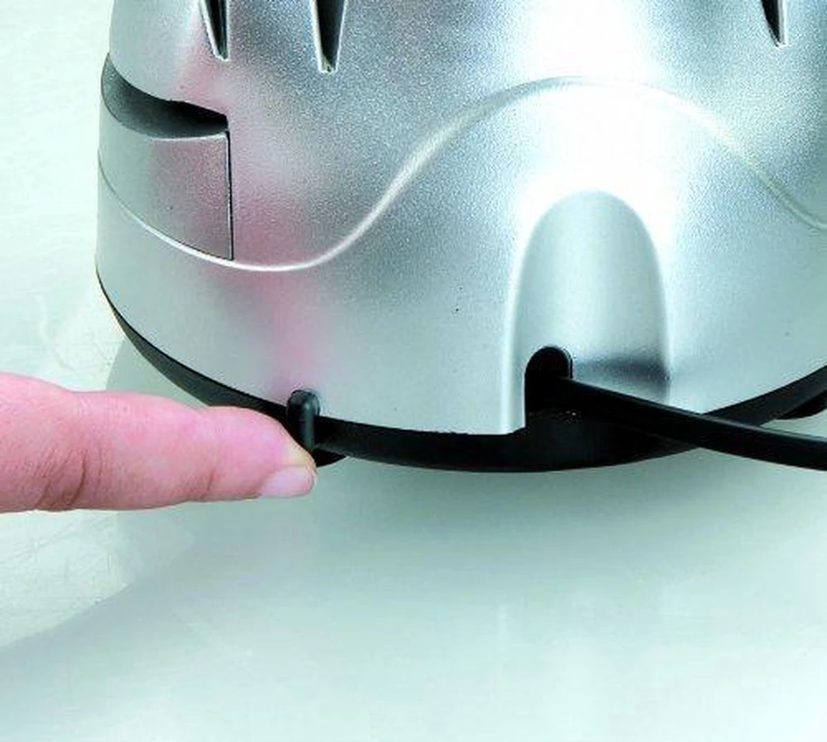 Lacor 69141 - Elektrische Messenslijper - Voor Messen, Schroevendraaiers En Scharen 9 Lacor 69141 - Elektrische Messenslijper - Voor Messen, Schroevendraaiers En Scharen - Afbeelding 7