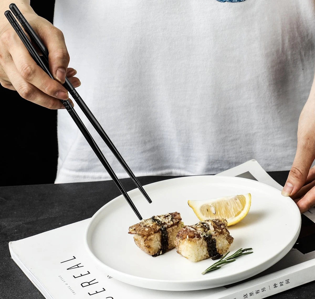 Alheco 6 Paar Koreaanse Chopsticks - Eetstokjes - Metaal / RVS - Zwart 7 Alheco 6 Paar Koreaanse Chopsticks - Eetstokjes - Metaal / RVS - Zwart - Afbeelding 5