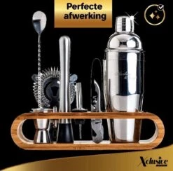Xclusive-lifestyle® Luxe Cocktail Set - 16-Delige Cocktailset - Cocktail Shaker - 750ml - Robuuste Bamboe Houder - Nederlandstalig Receptboekje En RVS Cocktailrietjes - Luxe Cadeauverpakking - Een Uniek Kado -Skimask 1200x1183 4