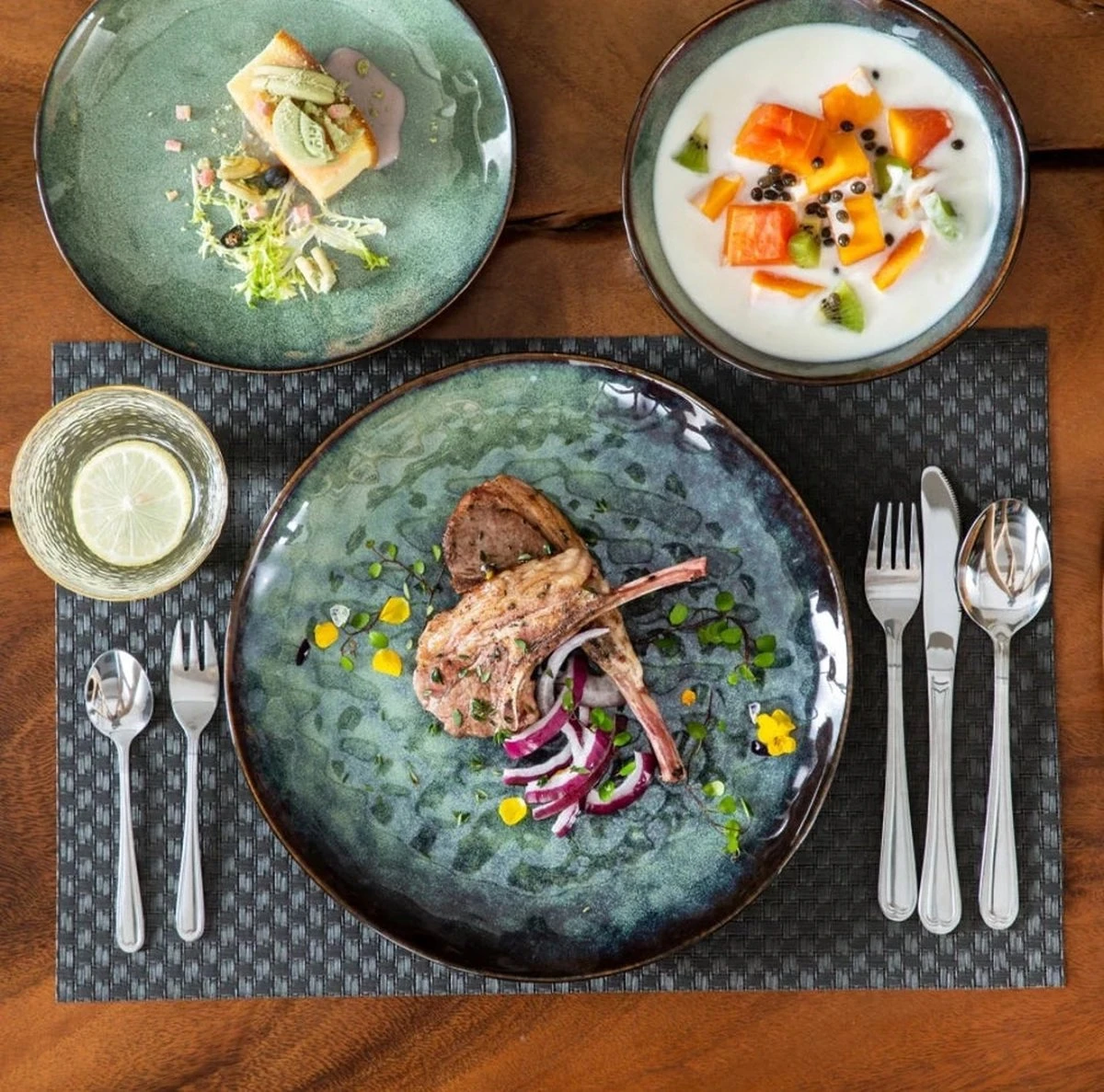 Serviesset 8 Personen - 24 Delig - Handgemaakt Keramiek - Vancasso Groen 4 Serviesset 8 Personen - 24 Delig - Handgemaakt Keramiek - Vancasso Groen - Afbeelding 2