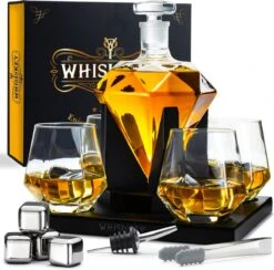 Whisiskey Whiskey Karaf - Diamant - Luxe Whisky Karaf Set - Whiskey Set - 0,9 L - Decanteer Karaf - Incl. Whiskey Stones, Schenktuit En 4 Whiskey Glazen - Peaky Blinders - Cadeau Voor Man & Vrouw