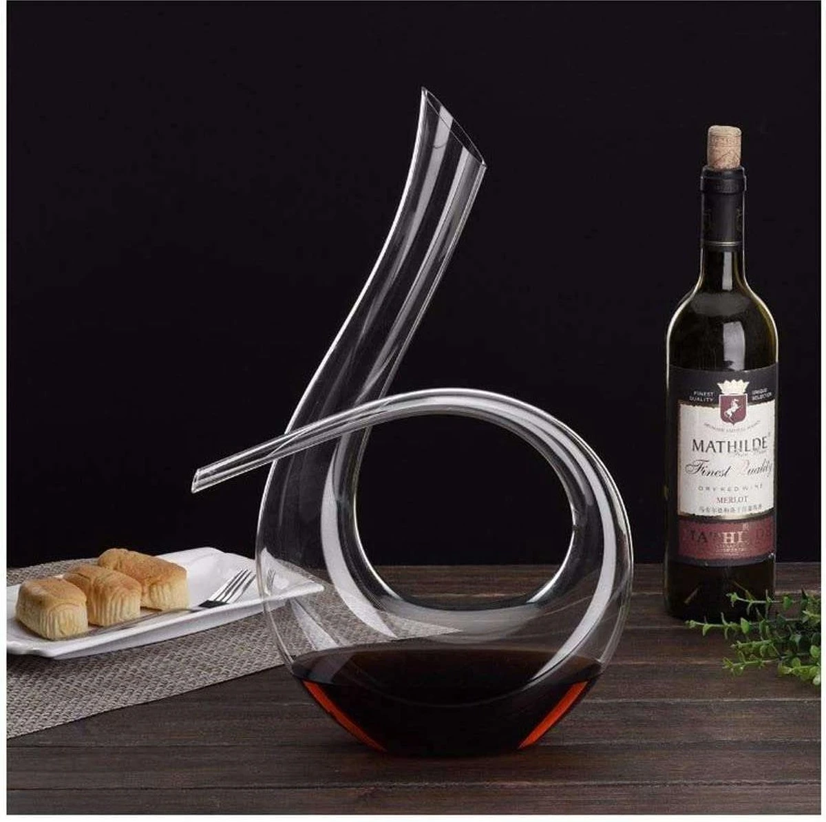 WYNER Barolo - Luxe Wijn Decanteerder Incl. Gratis Cleaning Pearls - In Luxe GiftBox - Wijn Karaf - Wine Decanter - Wijnbeluchter - Karaf Voor Wijn - Wijn Accessoires - Wijn Set 6 WYNER Barolo - Luxe Wijn Decanteerder Incl. Gratis Cleaning Pearls - In Luxe GiftBox - Wijn Karaf - Wine Decanter - Wijnbeluchter - Karaf Voor Wijn - Wijn Accessoires - Wijn Set - Afbeelding 4