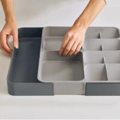 Joseph Joseph Bestek Organizer Uitschuifbaar - Grijs - Sorteervakken & Uitschuifbaar -Skimask 1200x1200 1278