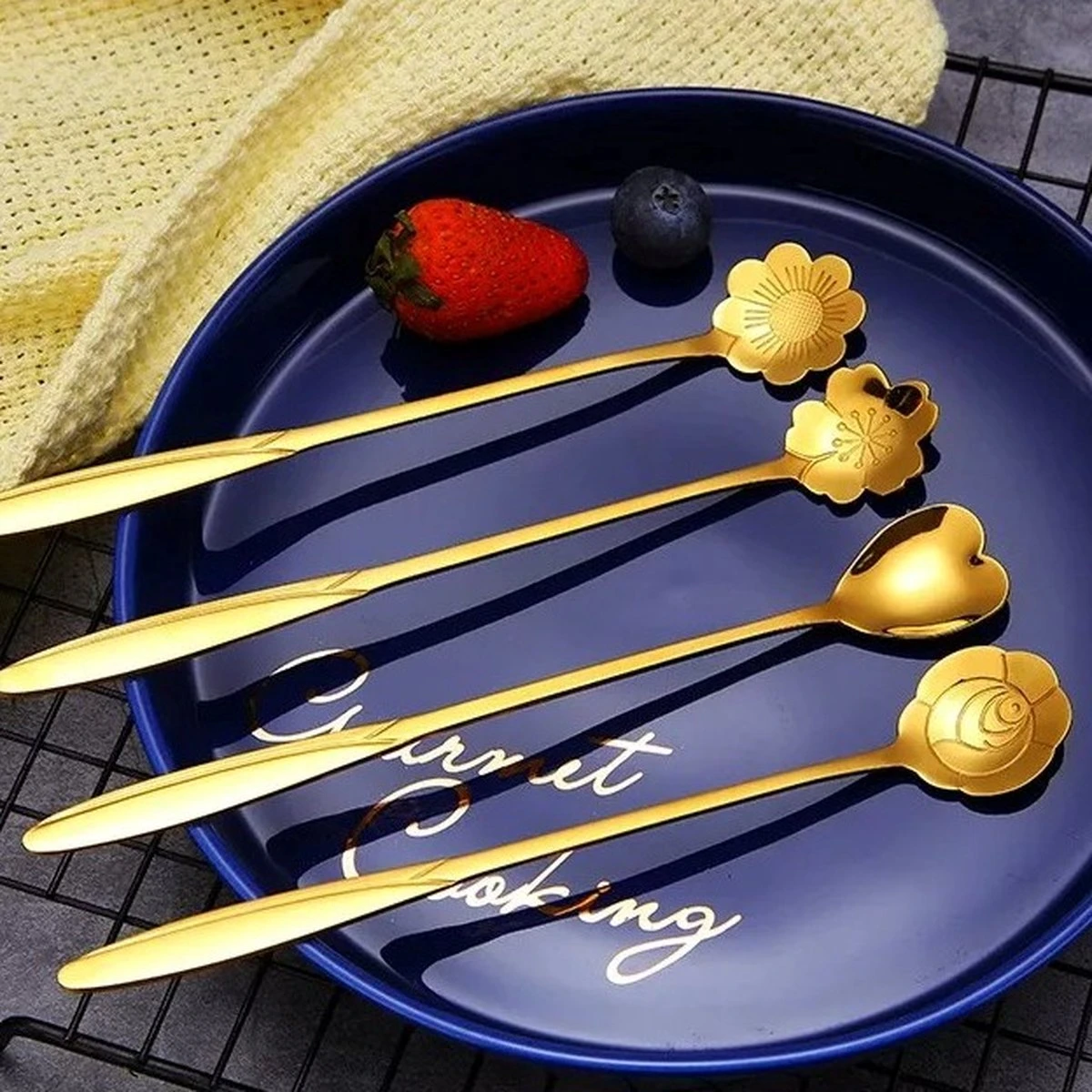 Fako Bijoux® - 8 Lange Lepels Bloem Motief - Latte Macchiato - Longdrink - Cocktail - Dessert - IJs - Koffie - Goud - 8 Stuks - Bewaarzakje 6 Fako Bijoux® - 8 Lange Lepels Bloem Motief - Latte Macchiato - Longdrink - Cocktail - Dessert - IJs - Koffie - Goud - 8 Stuks - Bewaarzakje - Afbeelding 4