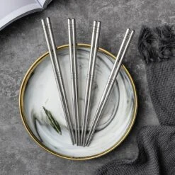 Alheco 6 Paar Koreaanse Chopsticks - Eetstokjes - Metaal / RVS - Zilver 9 Alheco 6 Paar Koreaanse Chopsticks - Eetstokjes - Metaal / RVS - Zilver -Skimask 1200x1200 1437