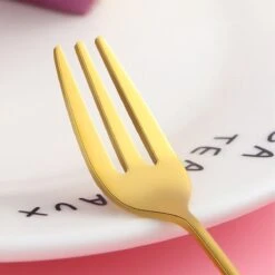 Gebaksvorkjes Donut Set Van 4 Taartvorkjes - Goud -Skimask 1200x1200 1457