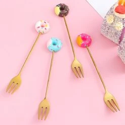 Gebaksvorkjes Donut Set Van 4 Taartvorkjes - Goud -Skimask 1200x1200 1459