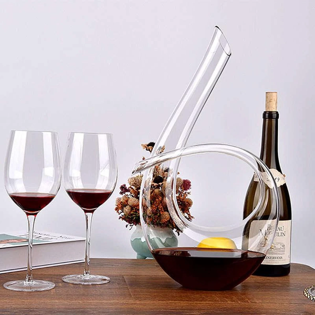 WYNER Barolo - Luxe Wijn Decanteerder Incl. Gratis Cleaning Pearls - In Luxe GiftBox - Wijn Karaf - Wine Decanter - Wijnbeluchter - Karaf Voor Wijn - Wijn Accessoires - Wijn Set 7 WYNER Barolo - Luxe Wijn Decanteerder Incl. Gratis Cleaning Pearls - In Luxe GiftBox - Wijn Karaf - Wine Decanter - Wijnbeluchter - Karaf Voor Wijn - Wijn Accessoires - Wijn Set - Afbeelding 5