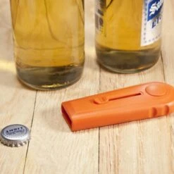 Spinning Hat Bierdop Schieter - Bier Opener -Skimask 1200x1200 1719