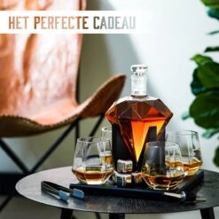 Whisiskey Whiskey Karaf - Diamant - Luxe Whisky Karaf Set - Whiskey Set - 0,9 L - Decanteer Karaf - Incl. Whiskey Stones, Schenktuit En 4 Whiskey Glazen - Peaky Blinders - Cadeau Voor Man & Vrouw -Skimask 1200x1200 1830