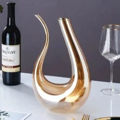 Decantino® - Chique Decanteer & Wijn Karaf - Goud - Incl. Cadeauverpakking - 1,5L - Handgeblazen Kristalglas - Cadeautje Voor Hem & Haar Voor Moederdag, Vaderdag, Kerst En Valentijnsdag -Skimask 1200x1200 1847