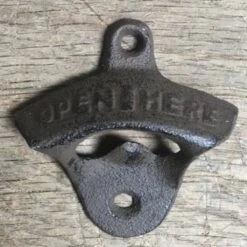 Merkloos Flesopener - Bieropener - Bbq Accesoires - Gietijzer