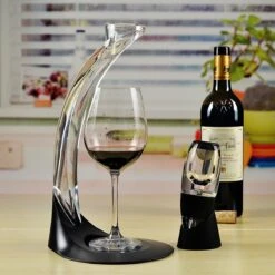 United Entertainment - Magic Wine Decanter - Wijn Beluchter - Deluxe 23 United Entertainment - Magic Wine Decanter - Wijn Beluchter - Deluxe -Skimask 1200x1200 2251