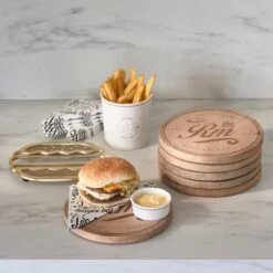 Riviera Maison Serveerplank Rond Hout Voor Hamburger - Amsterdam Burger Bar Serving Board - Bruin - Mangohout - 1 Stuk 8 Riviera Maison Serveerplank Rond Hout Voor Hamburger - Amsterdam Burger Bar Serving Board - Bruin - Mangohout - 1 Stuk -Skimask 1200x1200 3658