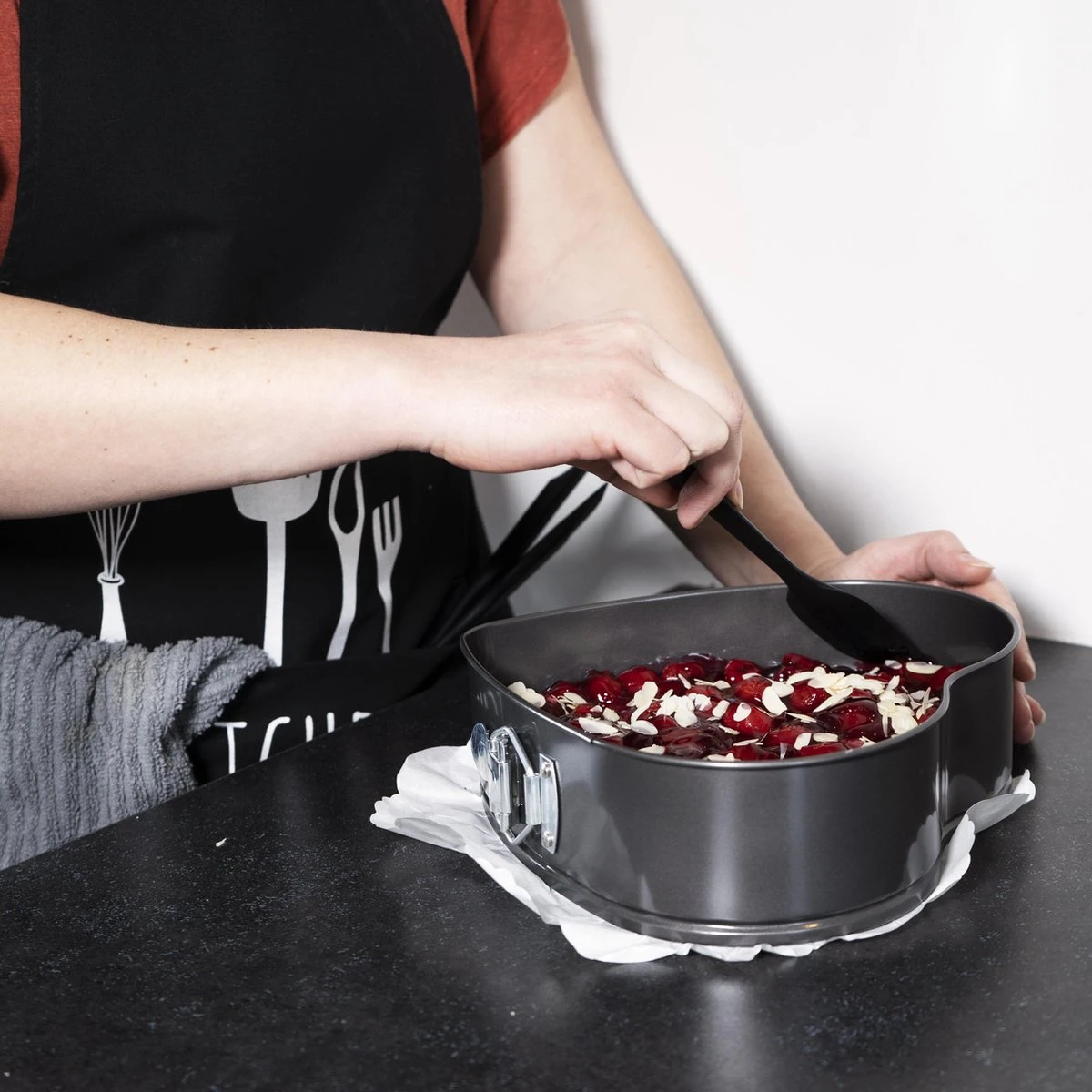 Krumble Siliconen Spatelset Van 3 - Spatels - Koken - Kookgerei - Scheplepels - Opscheplepel - Pannenlikker - Keukengerei - Spatelset Kunststof - Zwart 4 Krumble Siliconen Spatelset Van 3 - Spatels - Koken - Kookgerei - Scheplepels - Opscheplepel - Pannenlikker - Keukengerei - Spatelset Kunststof - Zwart - Afbeelding 2