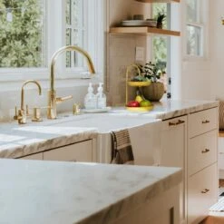 Relaxdays Fruitschaal Etagère 2 Laags - Dubbele Fruitmand Goud - Rond - Keuken - Metaal -Skimask 1200x1200 4715