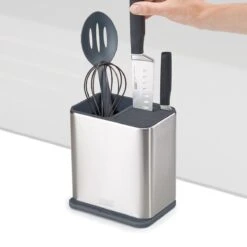 Joseph Joseph Surface Messenblok En Keukenhulphouder - Rvs - 18 X 20 X 13 Cm - Zilverkleurig -Skimask 1200x1200 472