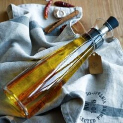 House Of Husk® Glazen Olie Dispenser Met Schenktuit - 500 Ml - Borosilicaat - Olie En Azijn Fles - Luchtdicht 10 House Of Husk® Glazen Olie Dispenser Met Schenktuit - 500 Ml - Borosilicaat - Olie En Azijn Fles - Luchtdicht -Skimask 1200x1200 4905