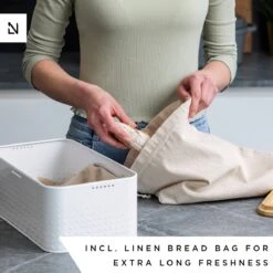 LARS NYSØM Metalen Broodtrommel Met Broodzak 34x18.5x13.5cm Cool Grey -Skimask 1200x1200 5167