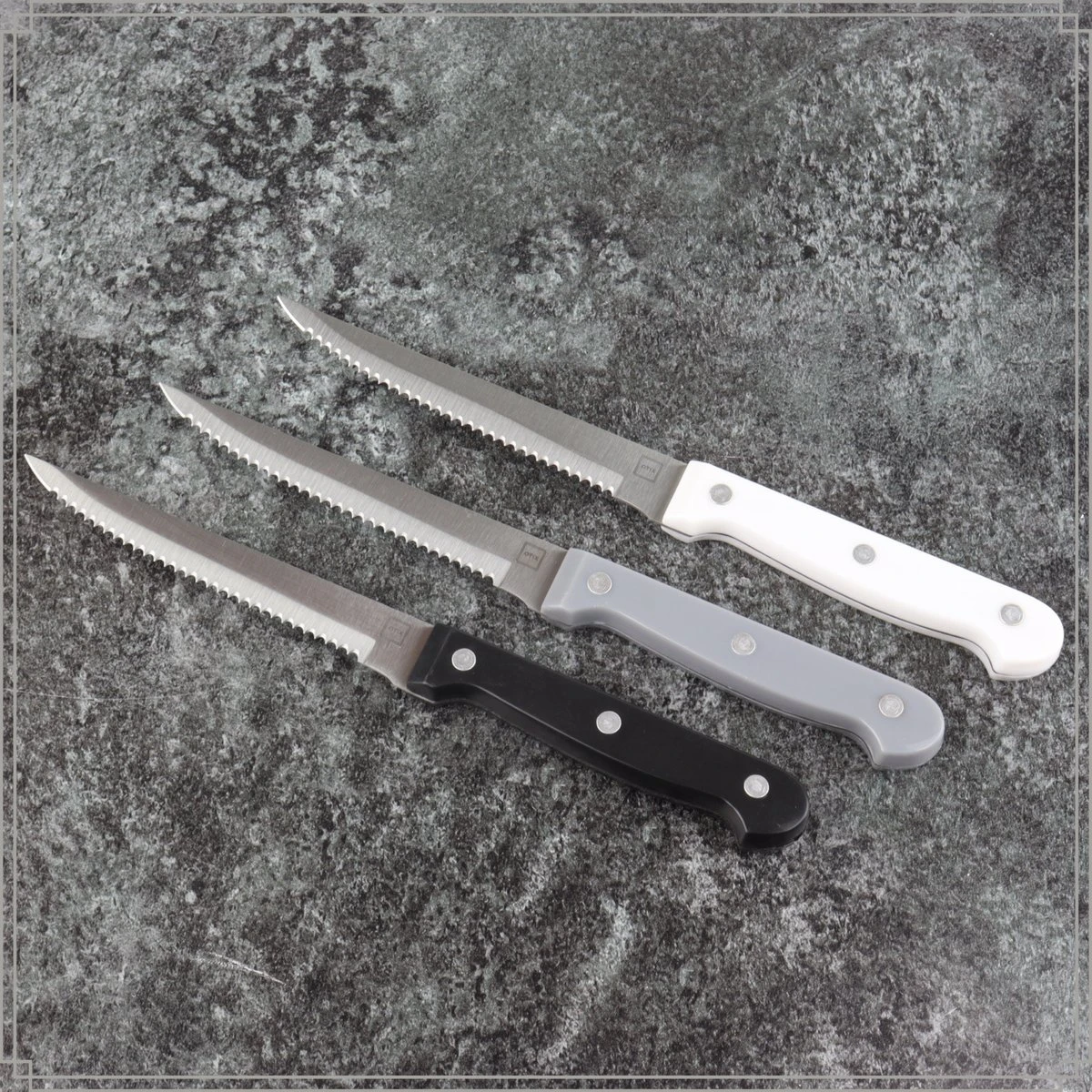 OTIX Steakmessen - Set Van 6 Stuks - Zwart - Vaatwasserbestendig - 21x2x1,5cm - Steakmessenset - RVS 6 OTIX Steakmessen - Set Van 6 Stuks - Zwart - Vaatwasserbestendig - 21x2x1,5cm - Steakmessenset - RVS - Afbeelding 4