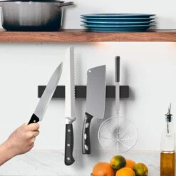 VOLCAN Magneetstrip RVS - Messenmagneet - Magnetische Messenhouder - Messenmagneetstrip - Zelfklevend - 40cm - Zwart 15 VOLCAN Magneetstrip RVS - Messenmagneet - Magnetische Messenhouder - Messenmagneetstrip - Zelfklevend - 40cm - Zwart -Skimask 1200x1200 834