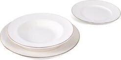 LeRijn® Serviesset Deventer 6 Persoons - 18 Delig - Licht Crème Wit Met Gouden Rand En Motief - Dinerborden - Soepborden - Dessertborden - Borden Servies - Bordenset -Skimask 1200x598 1