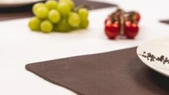 Jay Hill Placemats - Vegan Leer - Bruin / Zand - Dubbelzijdig - 46 X 33 Cm - 6 Stuks 14 Jay Hill Placemats - Vegan Leer - Bruin / Zand - Dubbelzijdig - 46 X 33 Cm - 6 Stuks -Skimask 1200x674 16