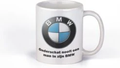 Cadeau Mok BMWrijder - Onderschat Nooit Een Man In Zijn BMW - Zwart Handvat- Kado Beker Voor Vader-opa-broer-neef-oom-zoon-papa -Skimask 1200x675 25