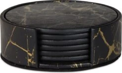 Castagnola Lederen Onderzetters Met Houder – Onderzetters Voor Glazen – Onderzetters Design – Onderzettersset – Drink Onderzetters – Leder – Leren Onderzetters – Set Van 6 – Zwart/Goud 15 Castagnola Lederen Onderzetters Met Houder – Onderzetters Voor Glazen – Onderzetters Design – Onderzettersset – Drink Onderzetters – Leder – Leren Onderzetters – Set Van 6 – Zwart/Goud -Skimask 1200x717 6