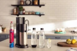 SodaStream DUO - Zwart - Incl. Quick Connect Koolzuurcilinder - Met 1 Glazen En 1 Herbruikbare Plastic Fles 17 SodaStream DUO - Zwart - Incl. Quick Connect Koolzuurcilinder - Met 1 Glazen En 1 Herbruikbare Plastic Fles -Skimask 1200x799 194