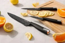 Swiss Pro+ - SP-KSBLK-S - 8-delige Keukenmessenset Met Standaard - Keramisch Messenset - RVS - Inclusief Messenblok - Zwart 31 Swiss Pro+ - SP-KSBLK-S - 8-delige Keukenmessenset Met Standaard - Keramisch Messenset - RVS - Inclusief Messenblok - Zwart -Skimask 1200x799 45