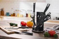 Swiss Pro+ | SP-KSBLK-S | 8-delige Keukenmessenset Met Standaard | Keramisch Messenset | RVS | Inclusief Messenblok | Grijs -Skimask 1200x799 54