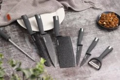 Swiss Pro+ | SP-KSBLK-S | 8-delige Keukenmessenset Met Standaard | Keramisch Messenset | RVS | Inclusief Messenblok | Grijs -Skimask 1200x799 55