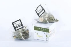Partybox Te Tonic 24 Infusions En 8 Botanicals Voor Gin & Tonic Cocktails Te Mixen. Kruiden Zijn Speciaal Geselecteerd Voor Gin -Skimask 1200x800 180