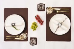 Jay Hill Placemats - Vegan Leer - Bruin / Zand - Dubbelzijdig - 46 X 33 Cm - 6 Stuks 18 Jay Hill Placemats - Vegan Leer - Bruin / Zand - Dubbelzijdig - 46 X 33 Cm - 6 Stuks -Skimask 1200x800 546