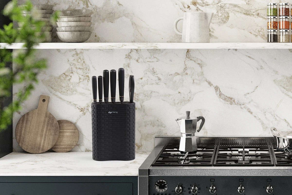 Magani - Zwarte Messenset - 6-delig - RVS - Vaatwasserbestendig - Inclusief Schaar En Messenhouder 7 Magani - Zwarte Messenset - 6-delig - RVS - Vaatwasserbestendig - Inclusief Schaar En Messenhouder - Afbeelding 5