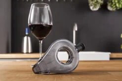 Wijn Aerator - Decanter - Vacuvin -Skimask 1200x801 21