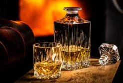 GDLF® Kristal Vintage Whiskey Karaf - Decanteer Karaf - Whiskey Set - Made In Europa - Peaky Blinders - Kristallen Karaf Voor Whiskey, Gin, Wodka, Likeur, Wijn & Rum - 800 ML - Kado Man - Cadeau Voor Man & Vrouw -Skimask 1200x809 1