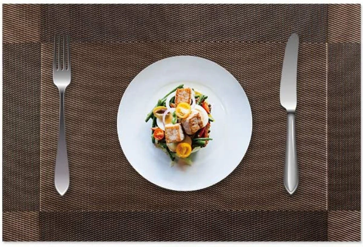 Four Love Placemats Kunststof - Kleur Bruin - Set Van 6 Stuks - Anti Slip Tafelbeschermer - Tafeldecoratie - Housewarming Cadeau - 45 X 30 Cm 3 Four Love Placemats Kunststof - Kleur Bruin - Set Van 6 Stuks - Anti Slip Tafelbeschermer - Tafeldecoratie - Housewarming Cadeau - 45 X 30 Cm