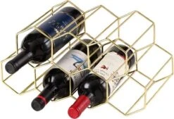 Wijnrek Hexagon 9 Flessen | Flessenrek | Wijn Accessoires | Wijnkast | Wijnrek Metaal | Wijnrekken | Wijnfleshouder | Wijnhouder | Goud 23 Wijnrek Hexagon 9 Flessen | Flessenrek | Wijn Accessoires | Wijnkast | Wijnrek Metaal | Wijnrekken | Wijnfleshouder | Wijnhouder | Goud -Skimask 1200x823 3