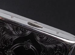 Merkloos Luxe Sigarettenhouder - Sigaretten Box 3 - Sigaretten Opbergdoosje - Sigaretten Koker Metaal - 20 Sigaretten - Cigarettecase -Skimask 1200x878 6