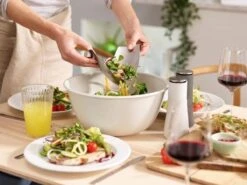 Joseph Joseph - Uno Saladeschaal - Met Saladebestek -Skimask 1200x899 40